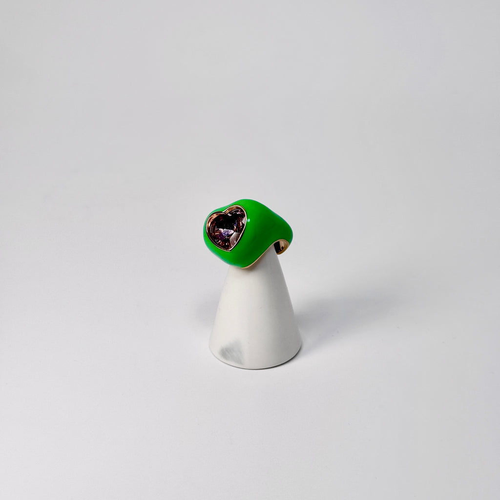 HEARTTHROB RING